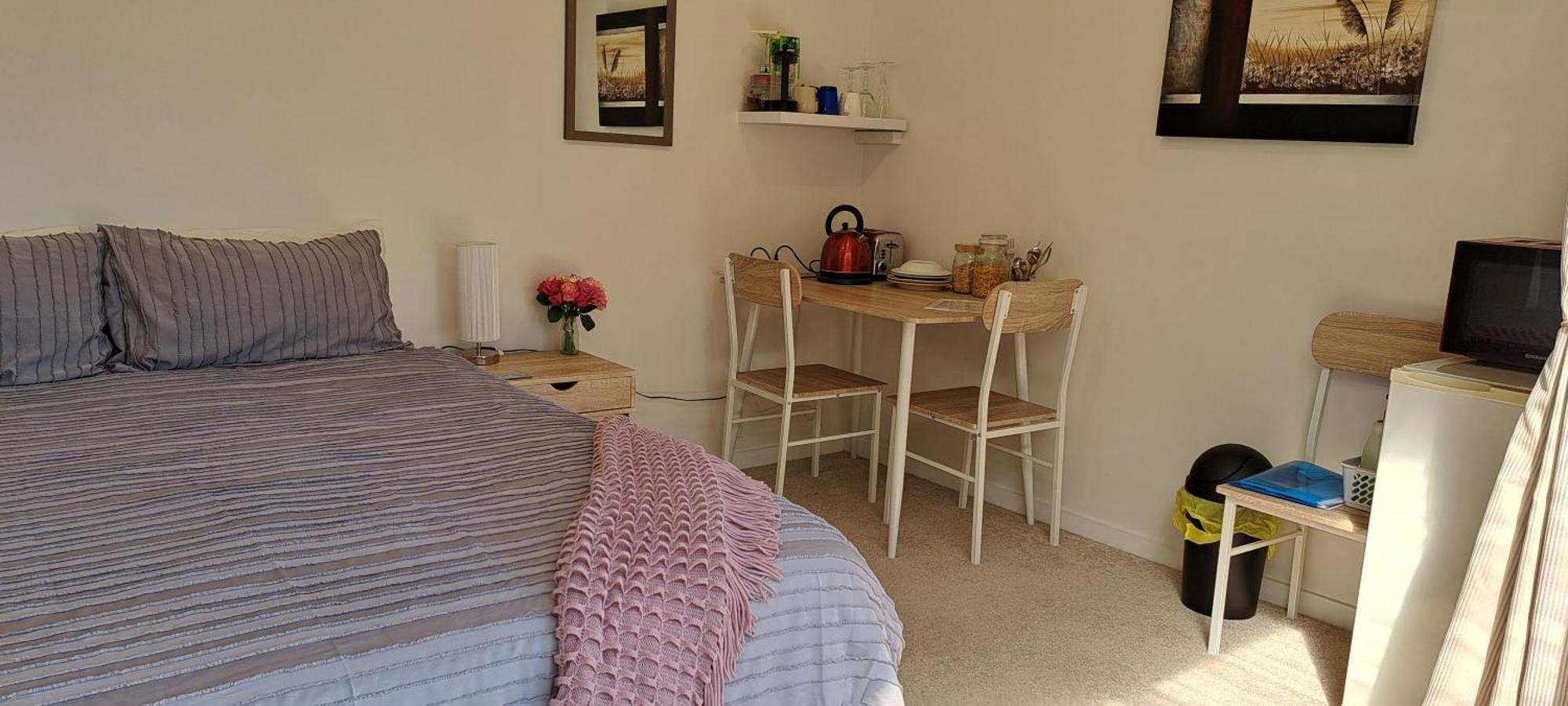15 On Wards Bed & Breakfast Greytown Bagian luar foto